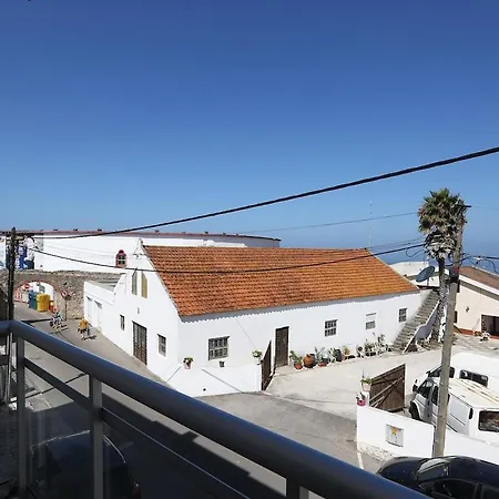 T2-neville's House F Nazaré